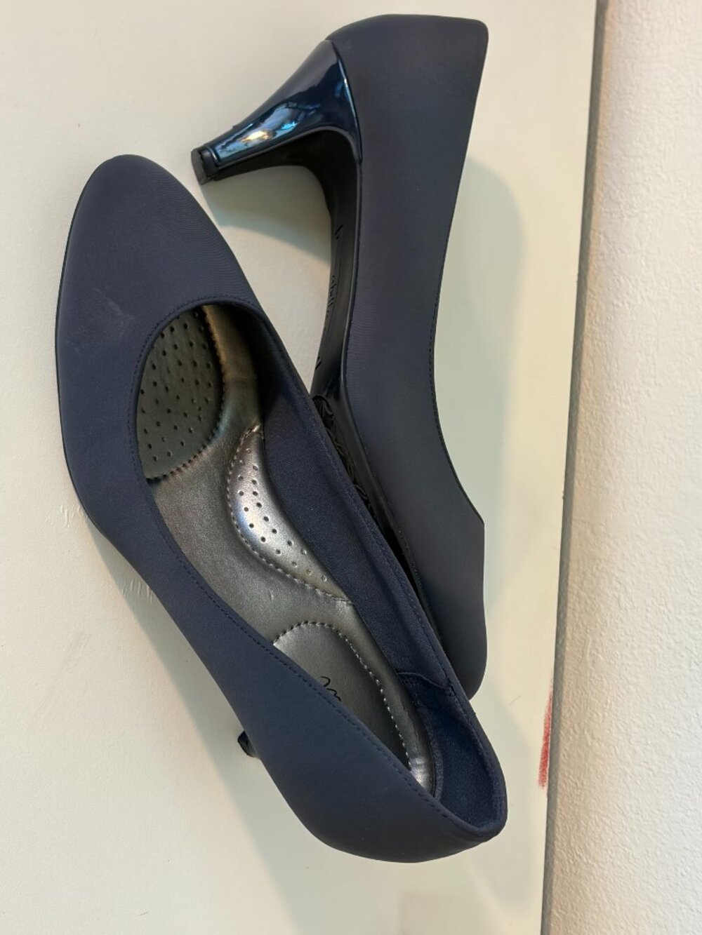 Abella blue pumps 2" heel size 8.5